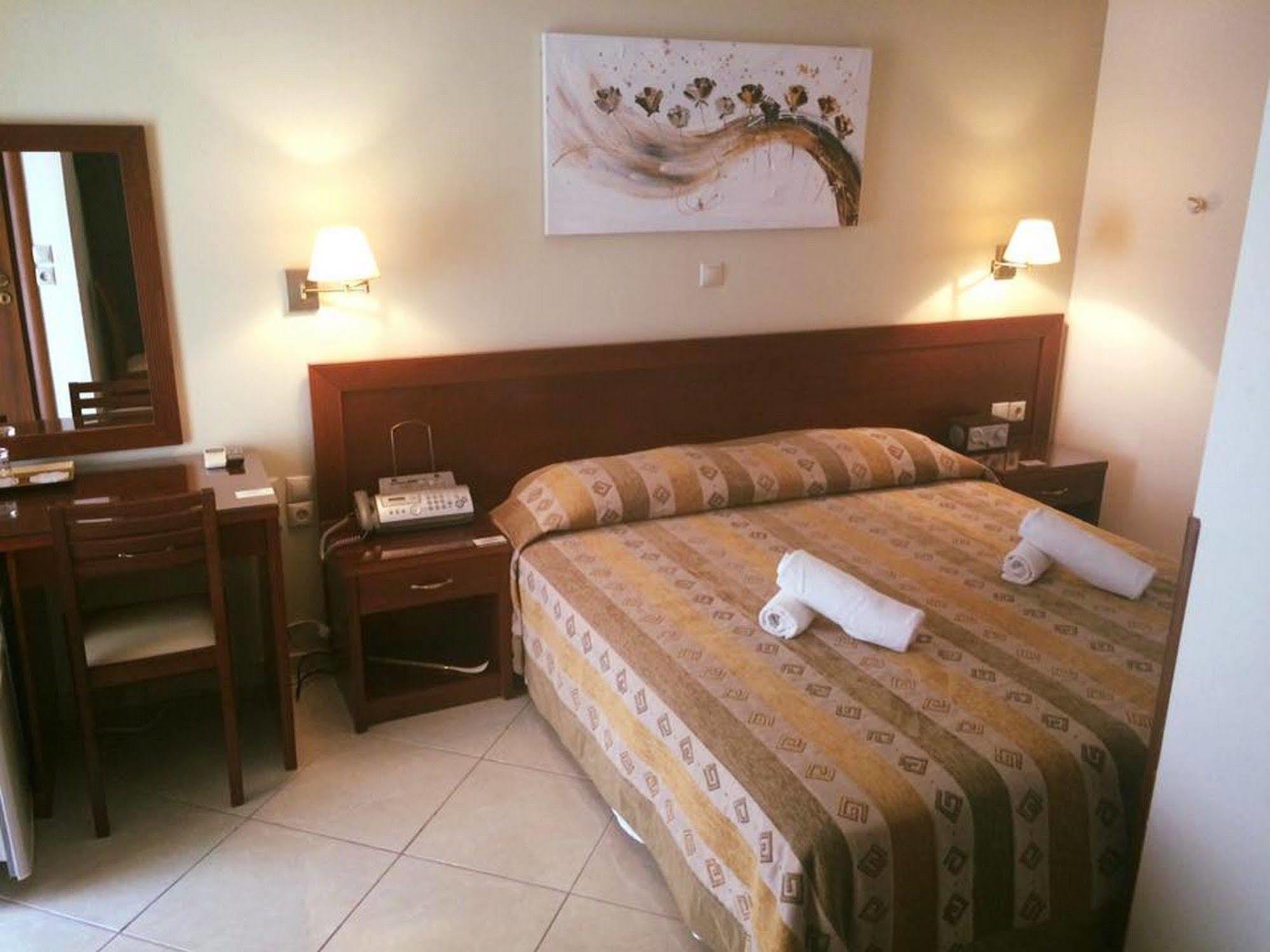 Nefeli Hotel Ágios Kírykos Eksteriør billede